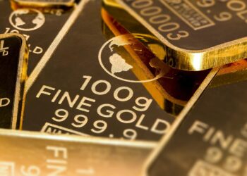 Ouro fecha em alta com expectativas de acordo no Oriente Médio e alívio inflacionário