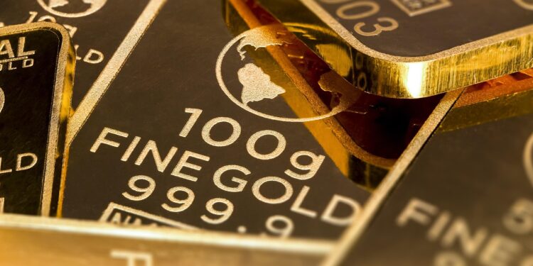 Ouro fecha em alta com expectativas de acordo no Oriente Médio e alívio inflacionário