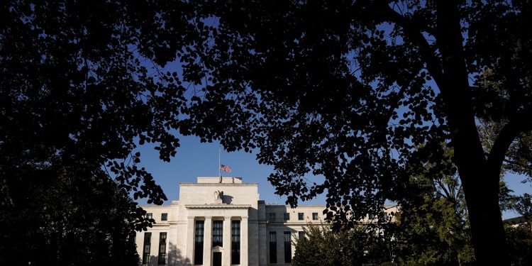 Fed: Atividade econômica e inflação nos EUA aumentaram nas últimas semanas